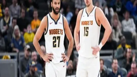 郑钦文在东京网球公开赛再下一城，荣获本赛季第三冠